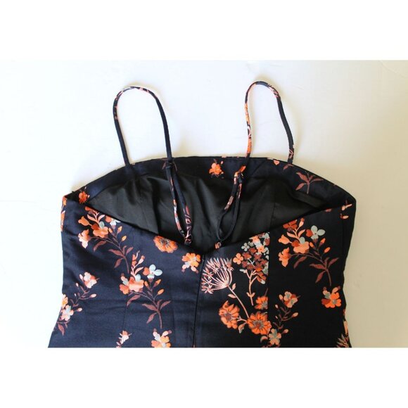 ELLIATT Platinum Midi Dress Black Floral Size Large - Picture 8 of 9